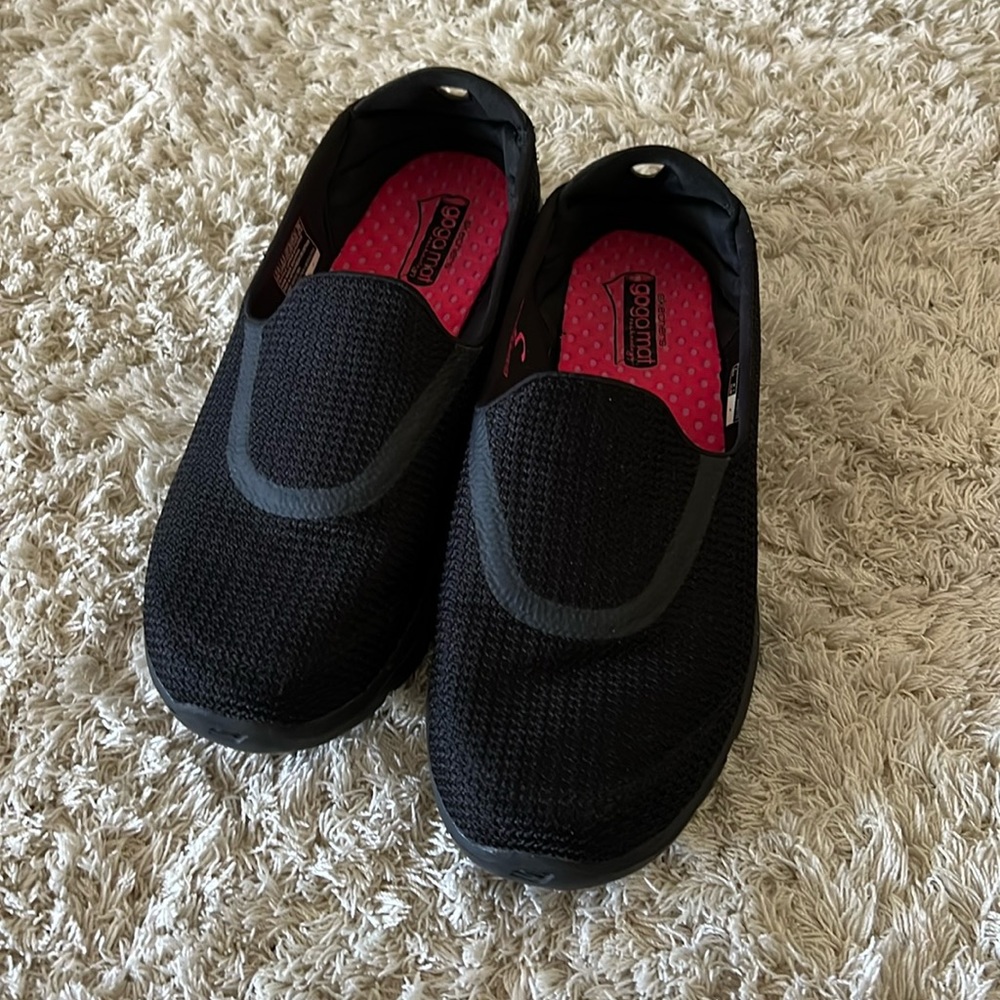 Skechers go walk 3